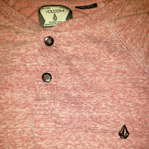 Volcom Medium Long Sleeve - Picture 1 of 3